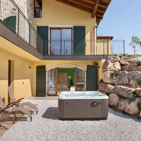 Luxury Monte Orione Garda Villa