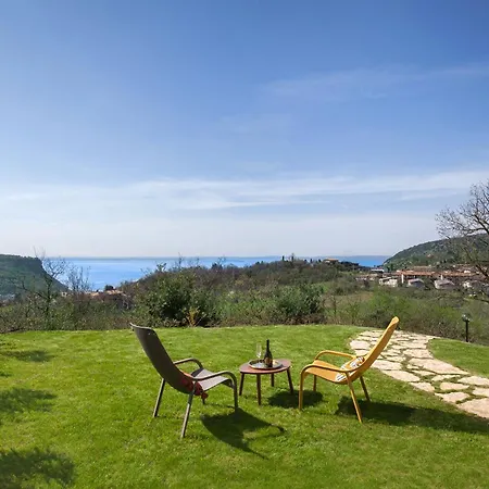 Luxury Monte Orione Garda * Costermano